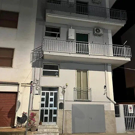 Melina House * برنالدا