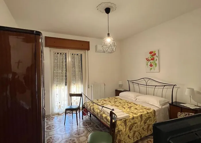 Melina House Бернальда